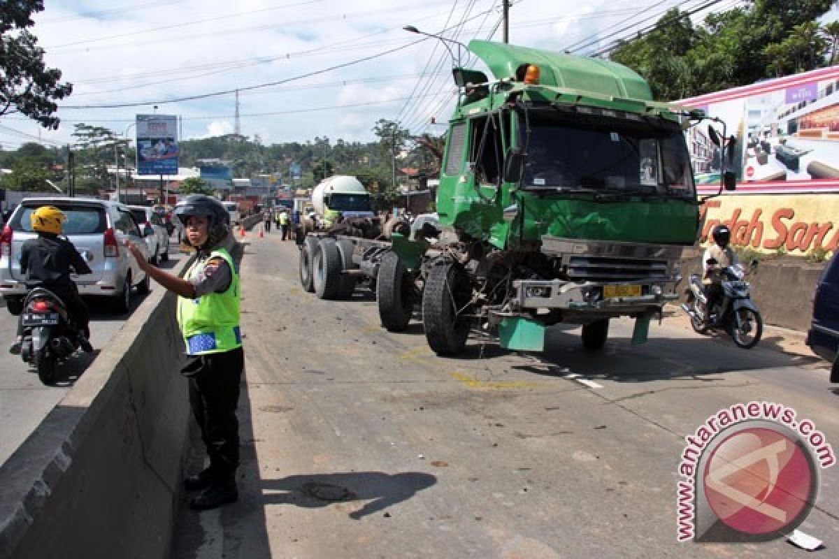 Pascakecelakaan karambol, Tol Bawen-Semarang kembali lancar