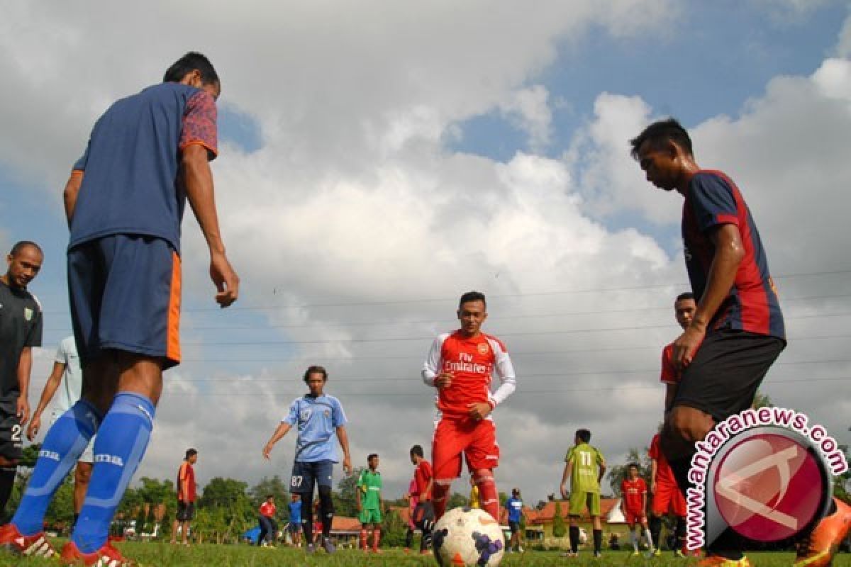 Persepam Madura Rekrut Pemain Asal 10 Klub