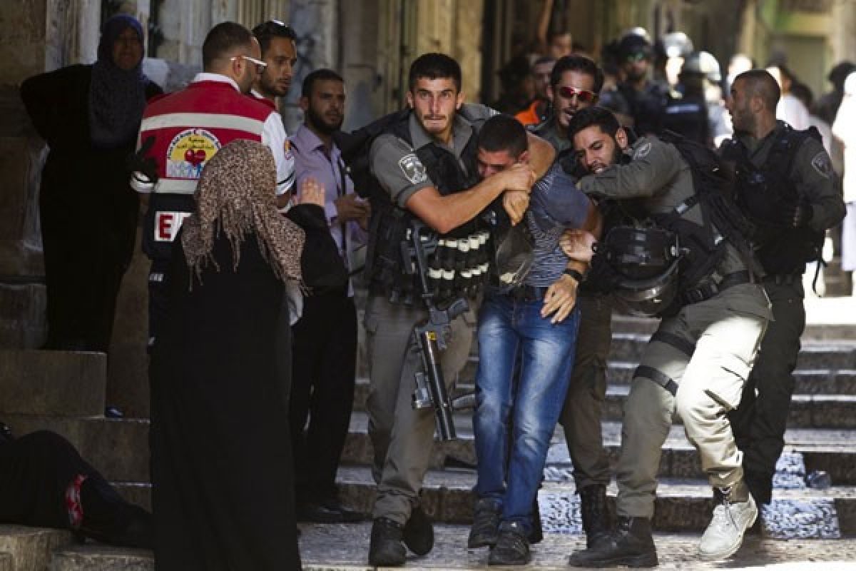 Tentara Israel masuki Masjid Al-Aqsa