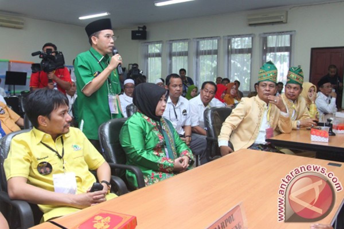 KPU Kalsel Tolak Dukungan Golkar - PPP