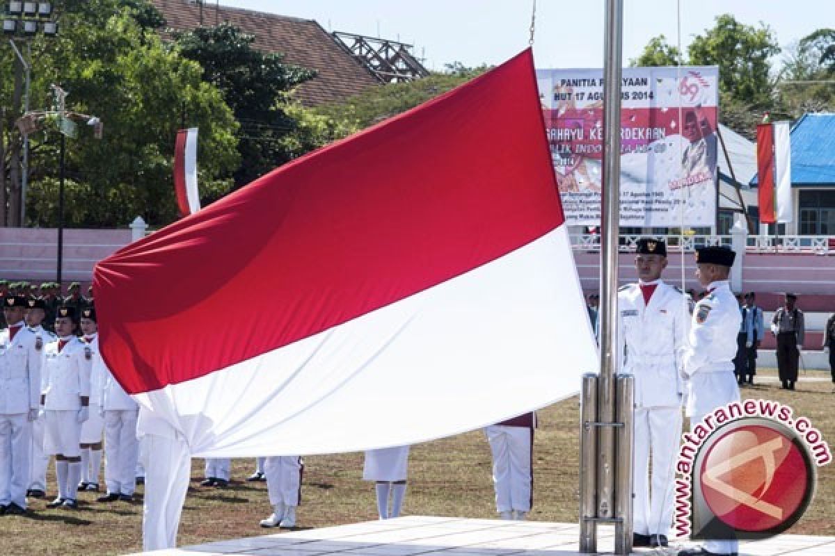 Bendera Dikibarkan Terbalik di Kantor DPRD Papua