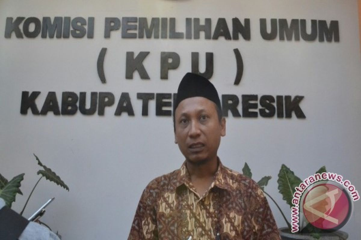 KPU Gresik Serahkan Hasil Rekapitulasi ke DPRD