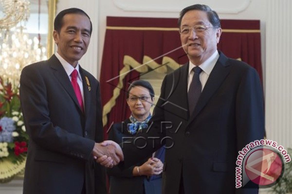 President Receives Chairman Of Chinese Parliament