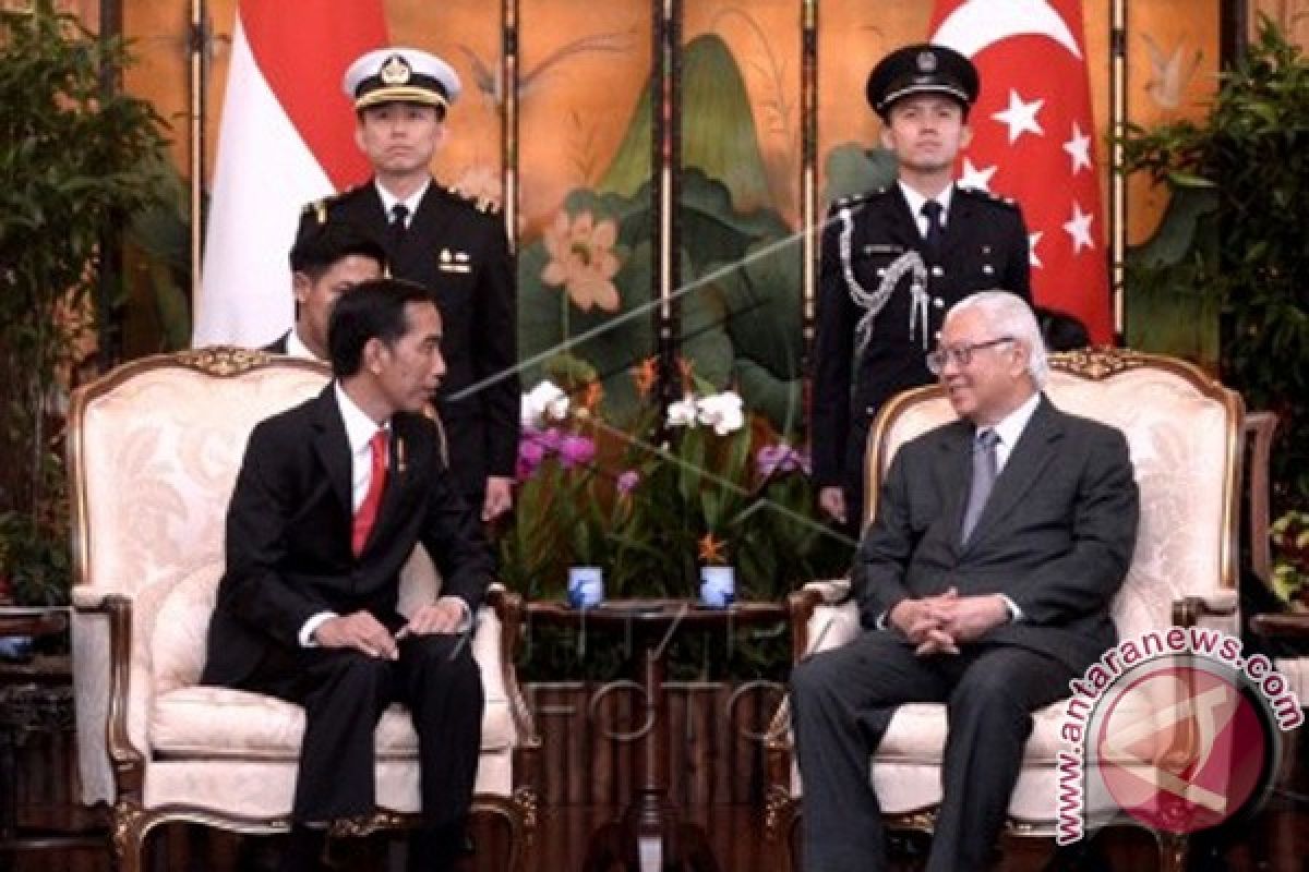 President Jokowi Arrives In Singapore