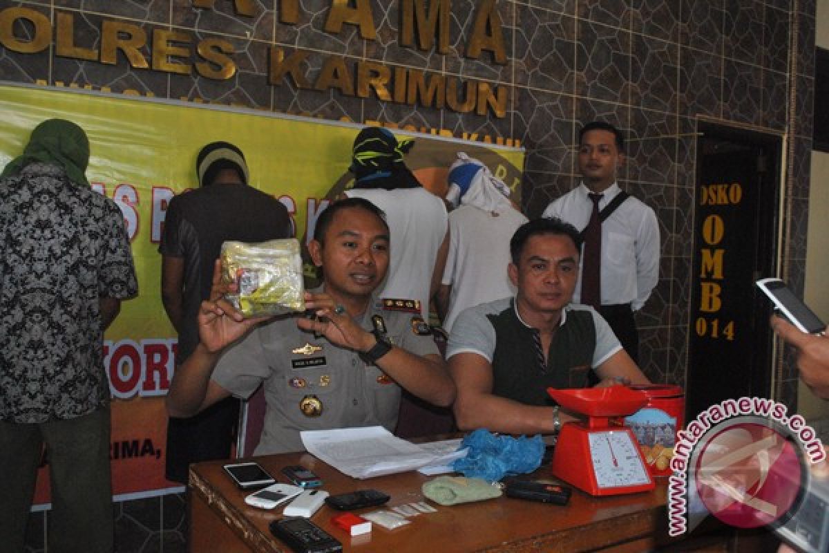 Kepolisian Karimun Tangkap Pengedar Sabu Rp1,3 Miliar