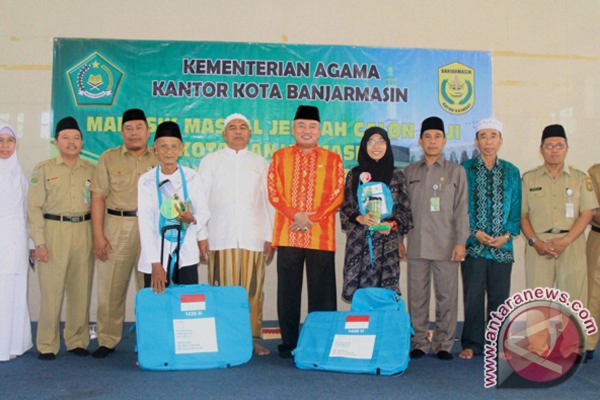 Muhidin Buka Manasik Haji 2015