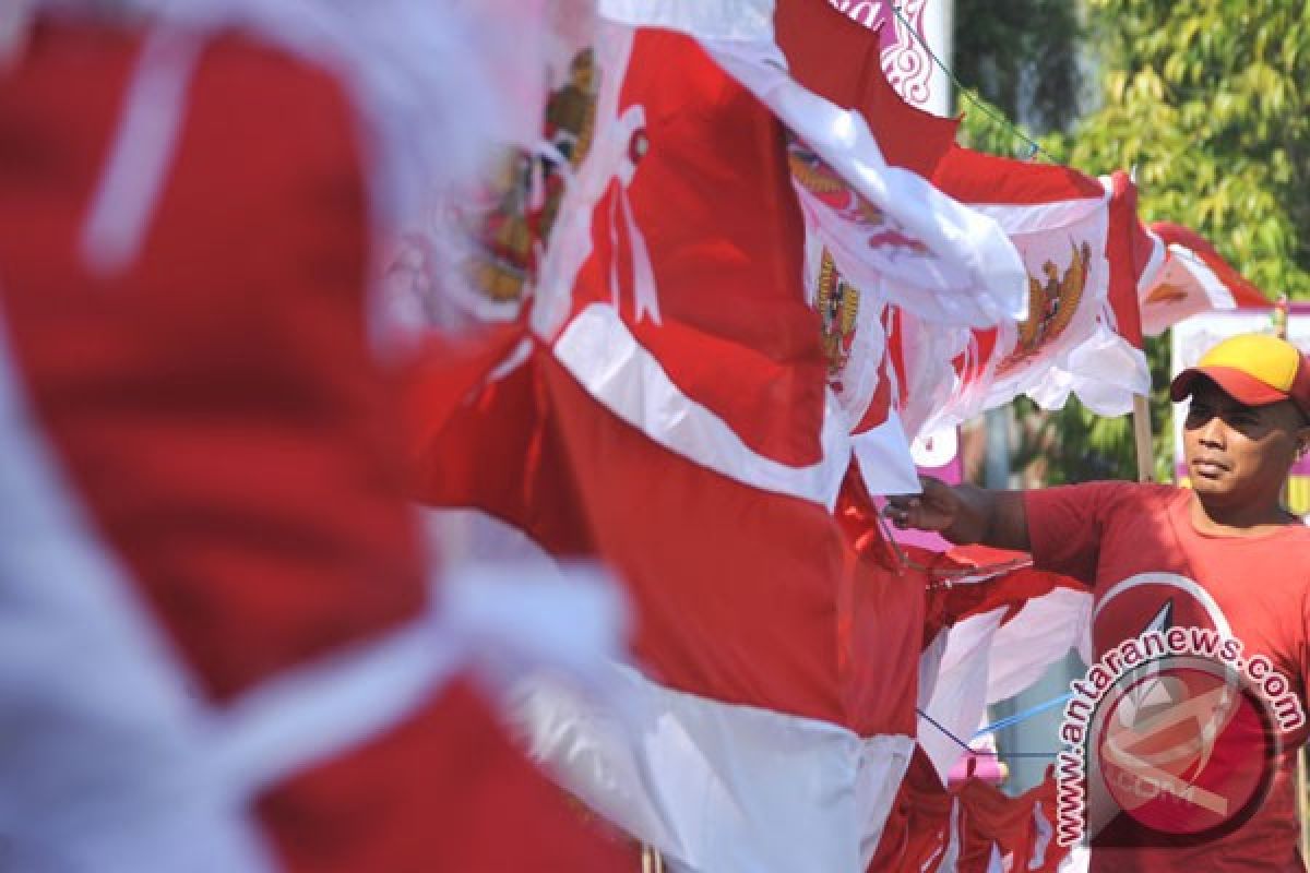 Sejuta bendera Merah Putih berkibar di Kalimantan Tengah