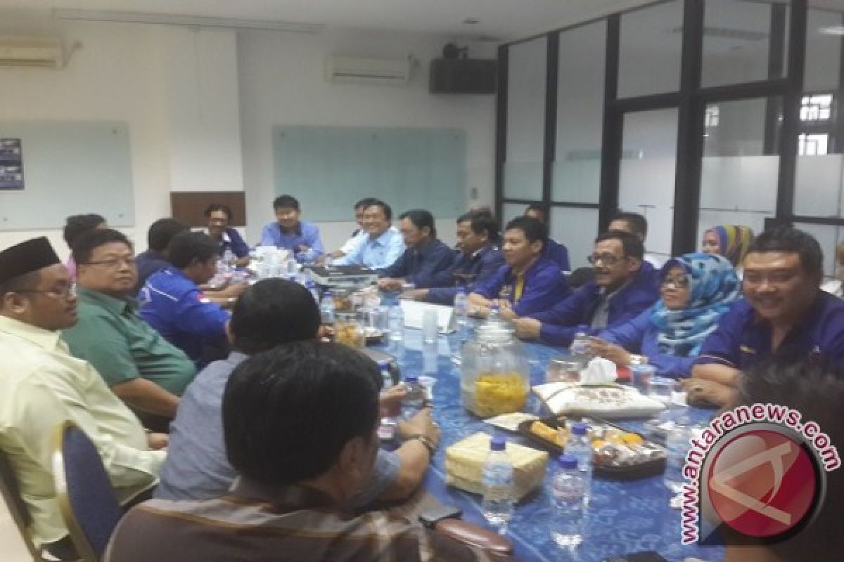 Pertemuan Koalisi Majapahit-Nasdem Surabaya Tanpa Hasil