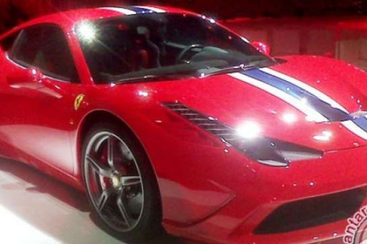 Terkait Airbag Takata Ferrari Recall 800 Mobilnya