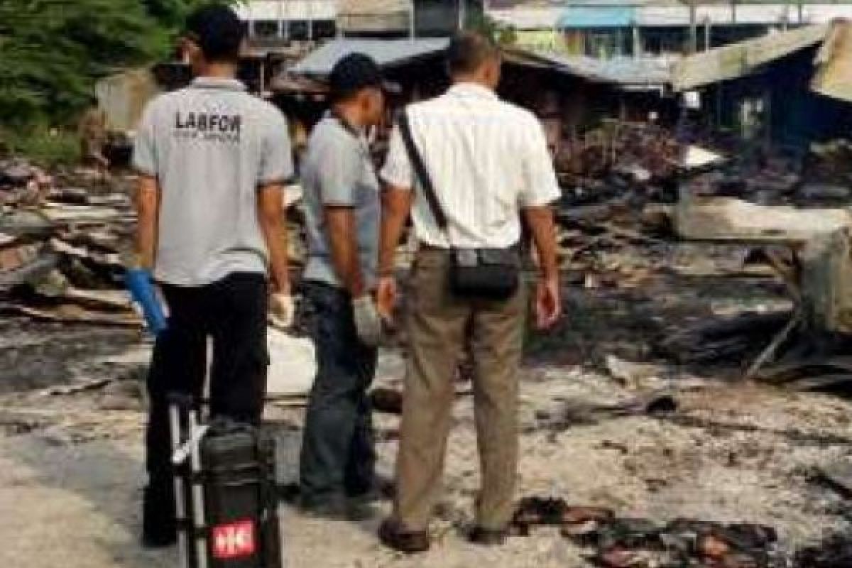 Labfor Medan Telusuri Penyebab Kebakaran Pasar Cik Puan