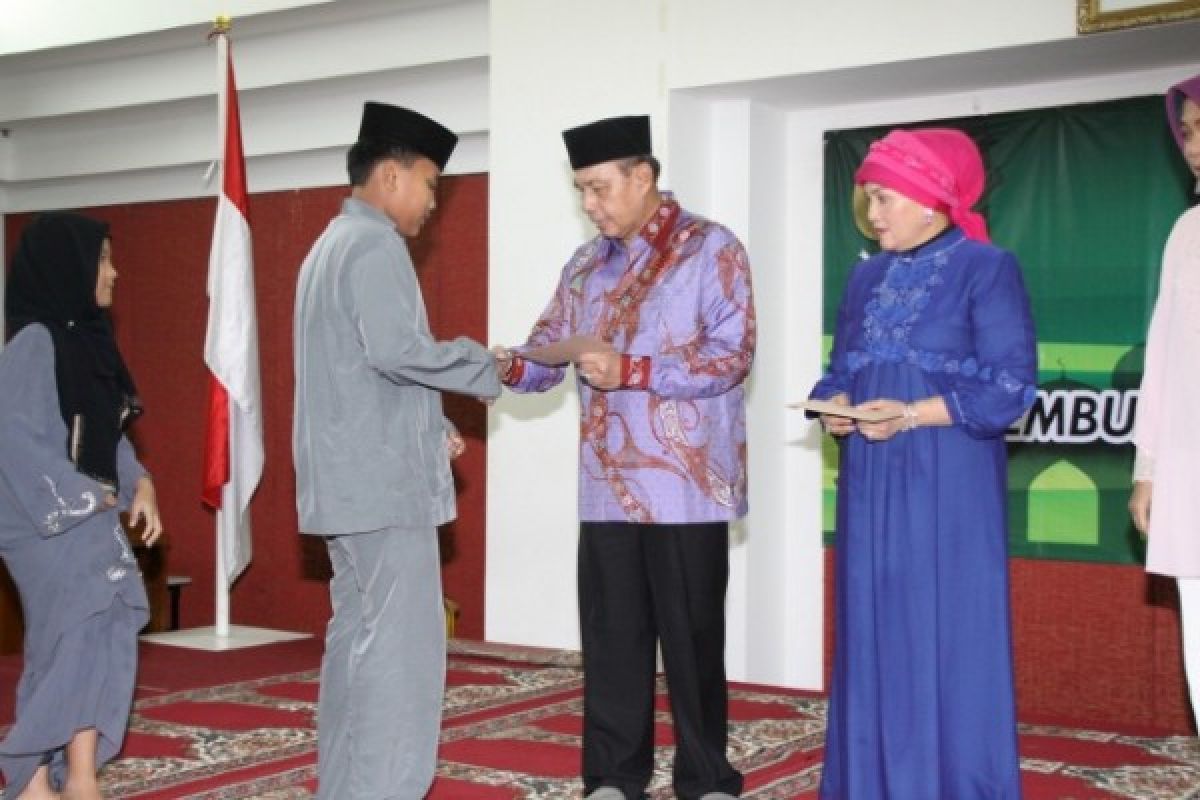 KBRI Kuala Lumpur Beri Santunan Anak Yatim, TKI di Shelter