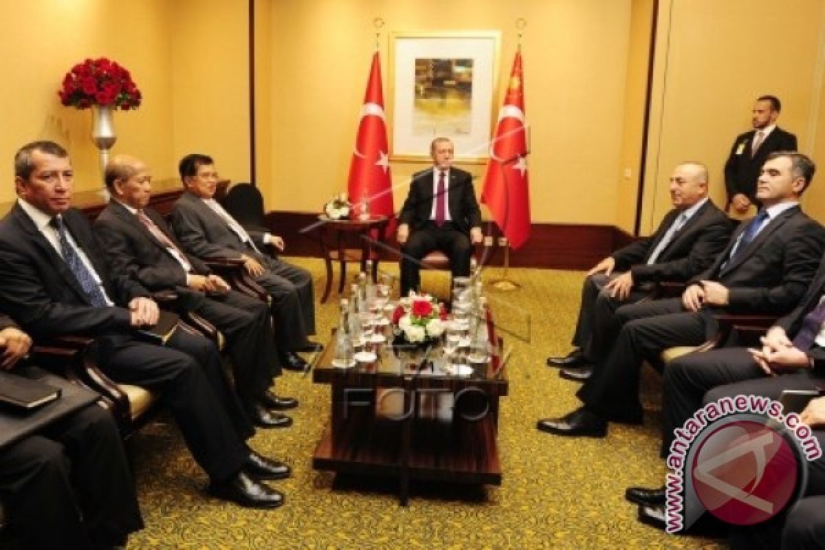 Indonesia, Turkey Agree to Intensify Economic Cooperation