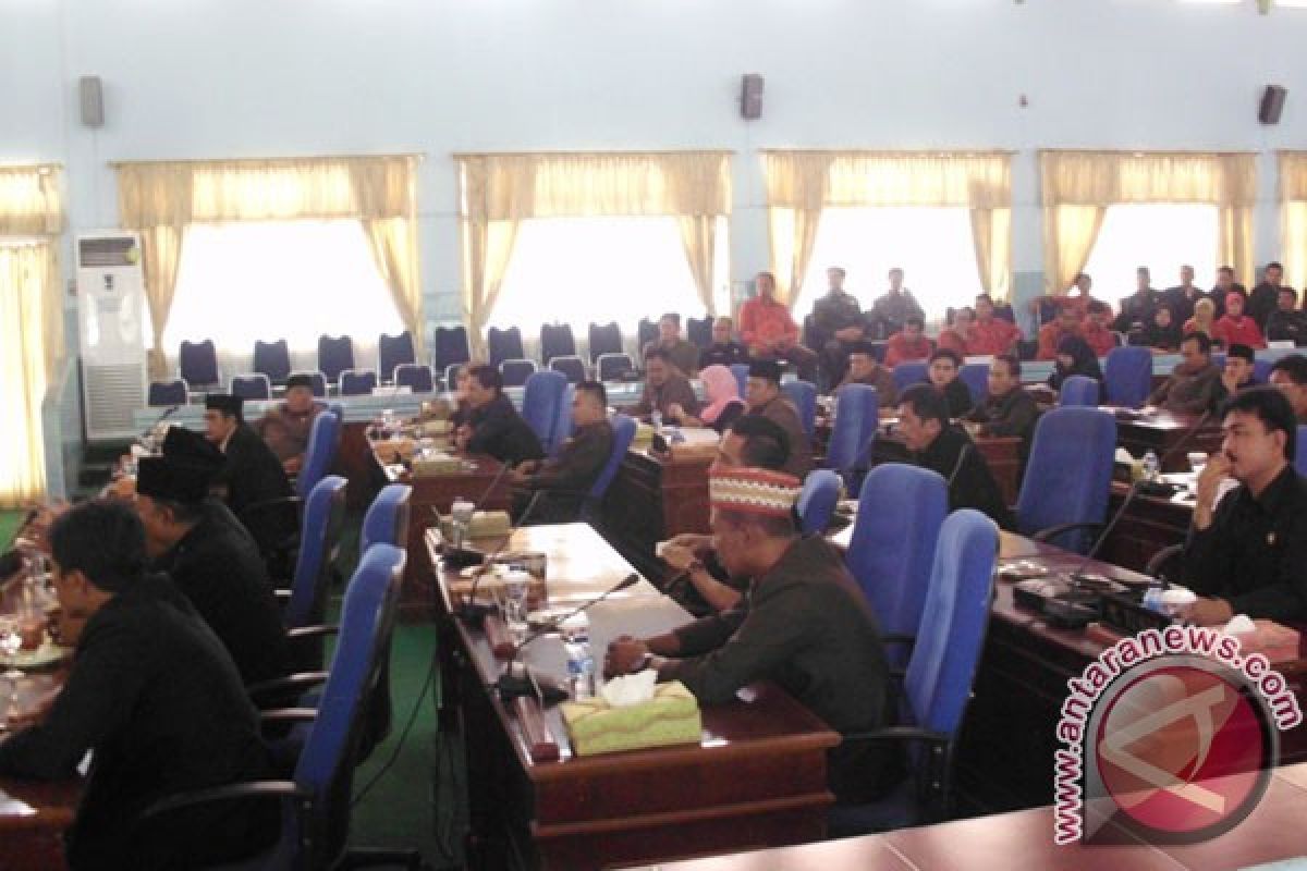 Dewan setujui pemberhentian bupati Rejanglebong