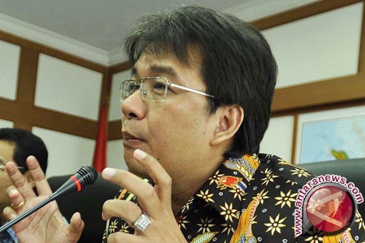  Puisi Denny JA: Spirit Sumpah Pemuda Memudar