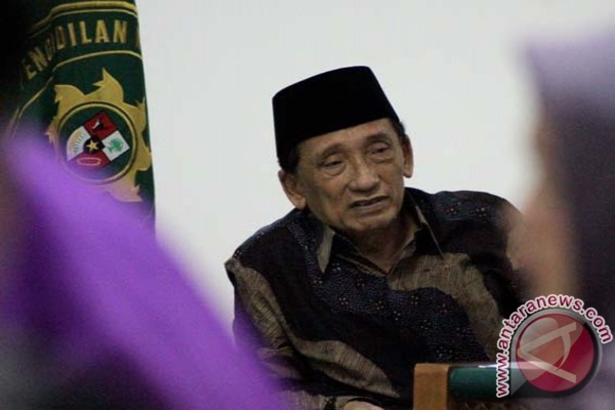 Saksi sebut Fuad Amin berniat beli satu lantai apartemen