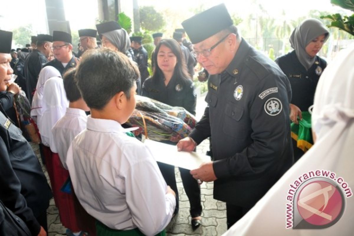 Peringati Hari Jadi ke-44, ASABRI Berikan Beasiswa untuk Siswa Berprestasi