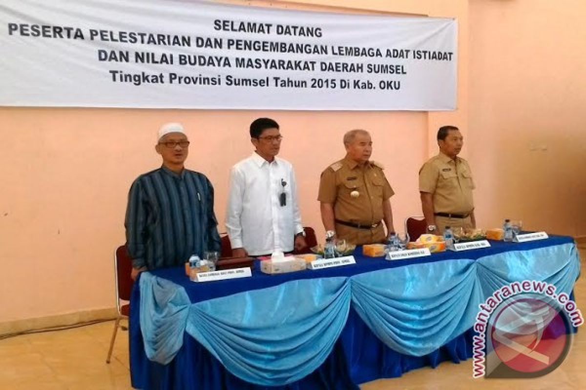 Bupati ajak masyarakat lestarikan adat budaya