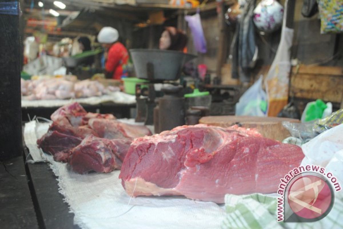 Kebutuhan Beras Dan Daging Di Balangan Terpenuhi