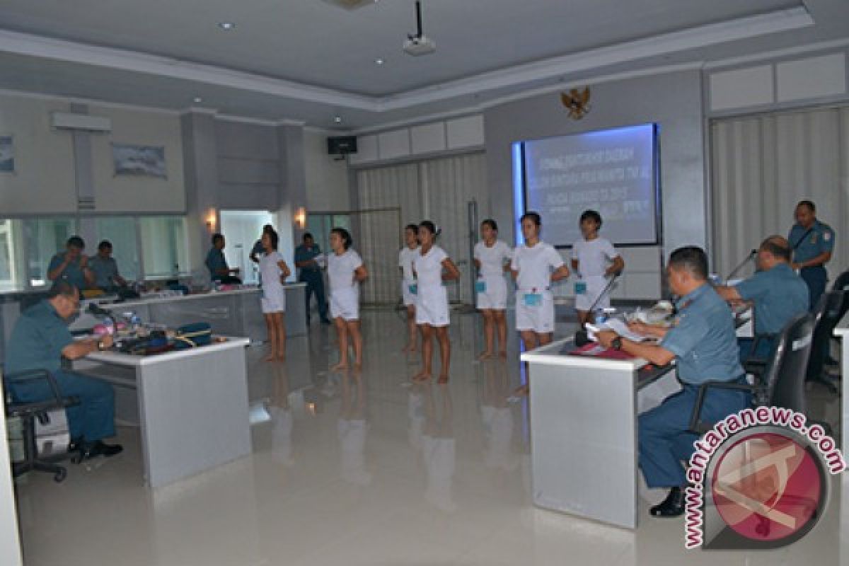 12 peserta lulus seleksi calon Bintara TNI AL 