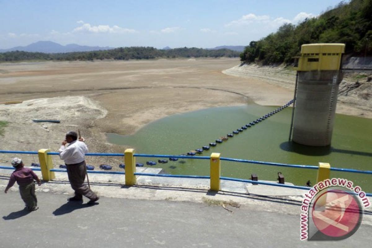 UPT: Air Tiga Waduk Di Jatim Habis