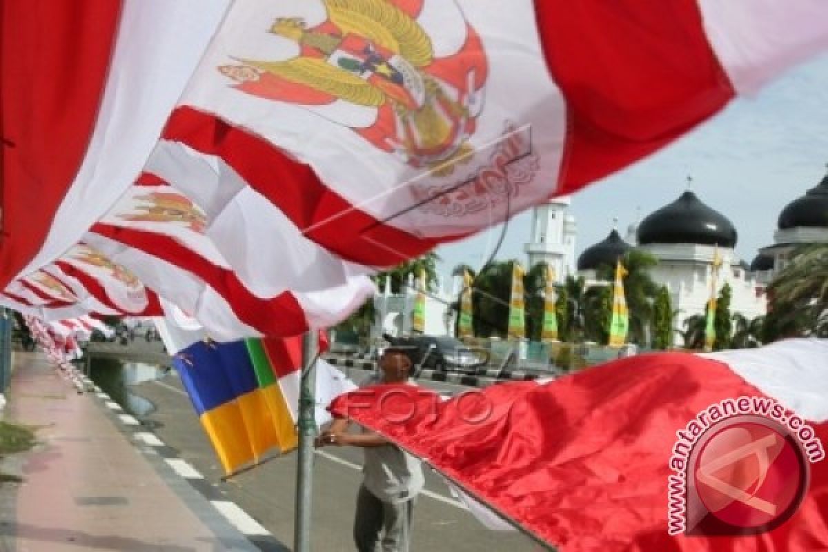 Penjual Bendera Raup Untung Rp1 Juta/Hari