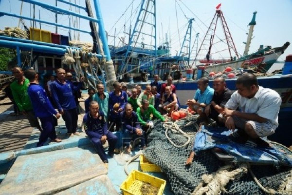 Ditpolair Polda Kalbar Tangkap Kapal Vietnam 