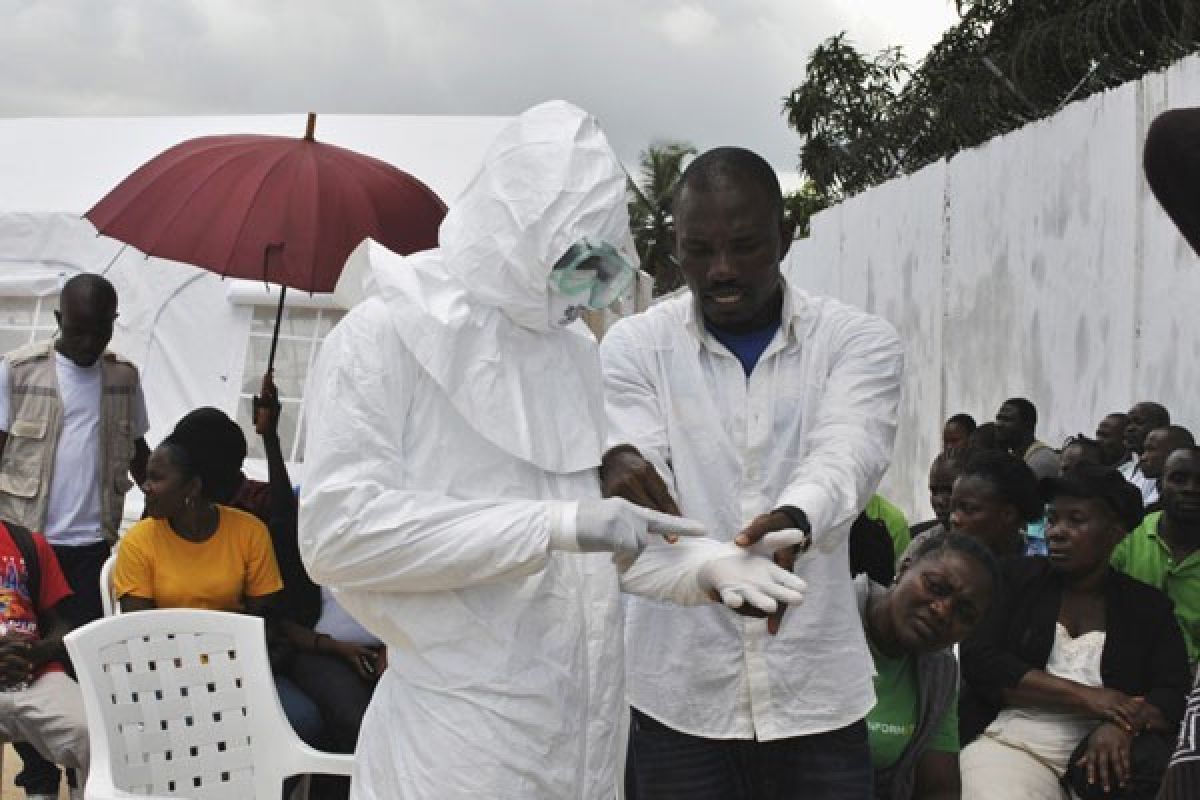 Korban Selamat Ebola Terancam Mengalami Kebutaan