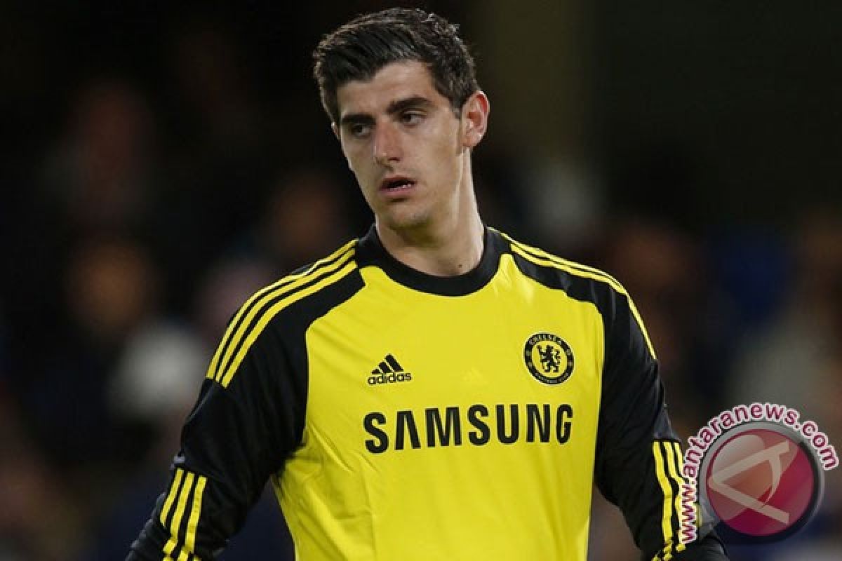 Courtois ingin perpanjang kontrak di Chelsea