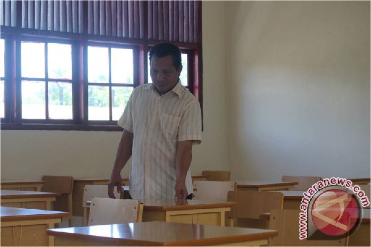Wali Murid Apresiasi Mobiler Sekolah Bantuan Provinsi