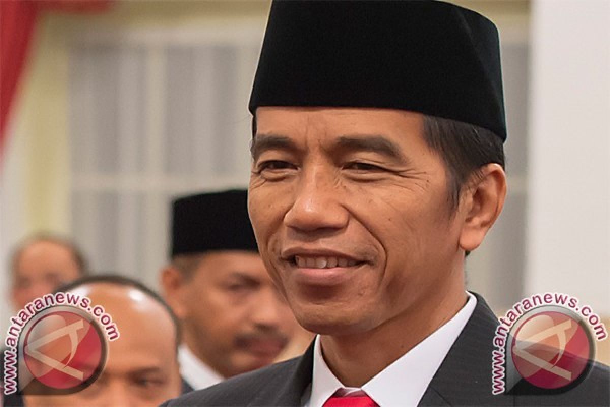  Presiden Jokowi lantik enam menteri baru Kabinet Kerja