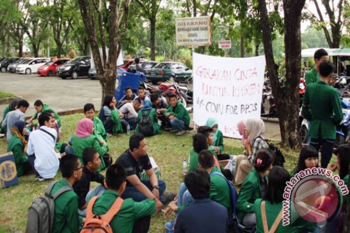 Mahasiswa Unand Kumpulkan Koin untuk Khiren