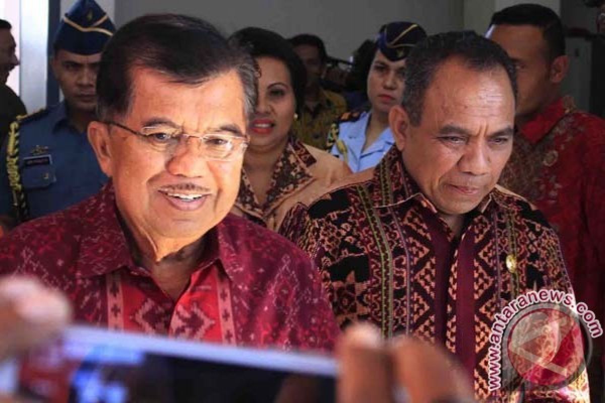 Wapres Apresiasi Rismaharini Terima 4 Penghargaan