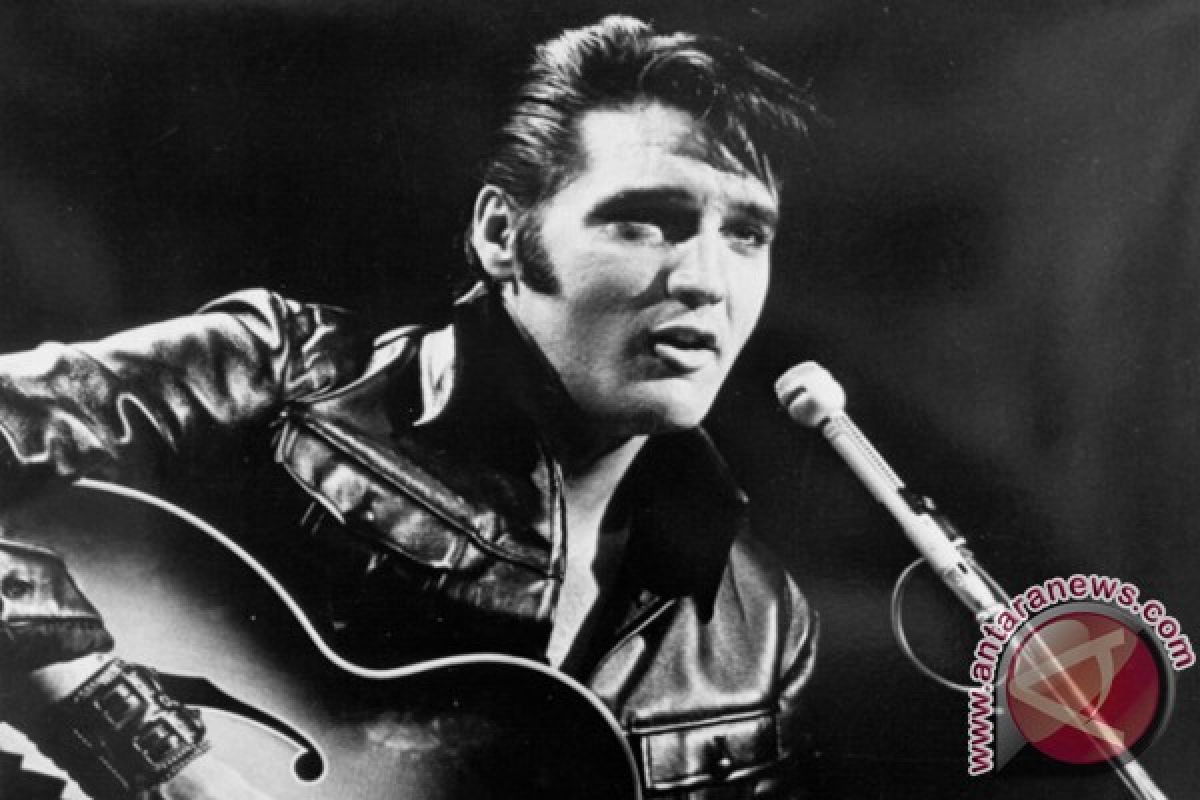 Jaket milik Elvis Presley akan dilelang