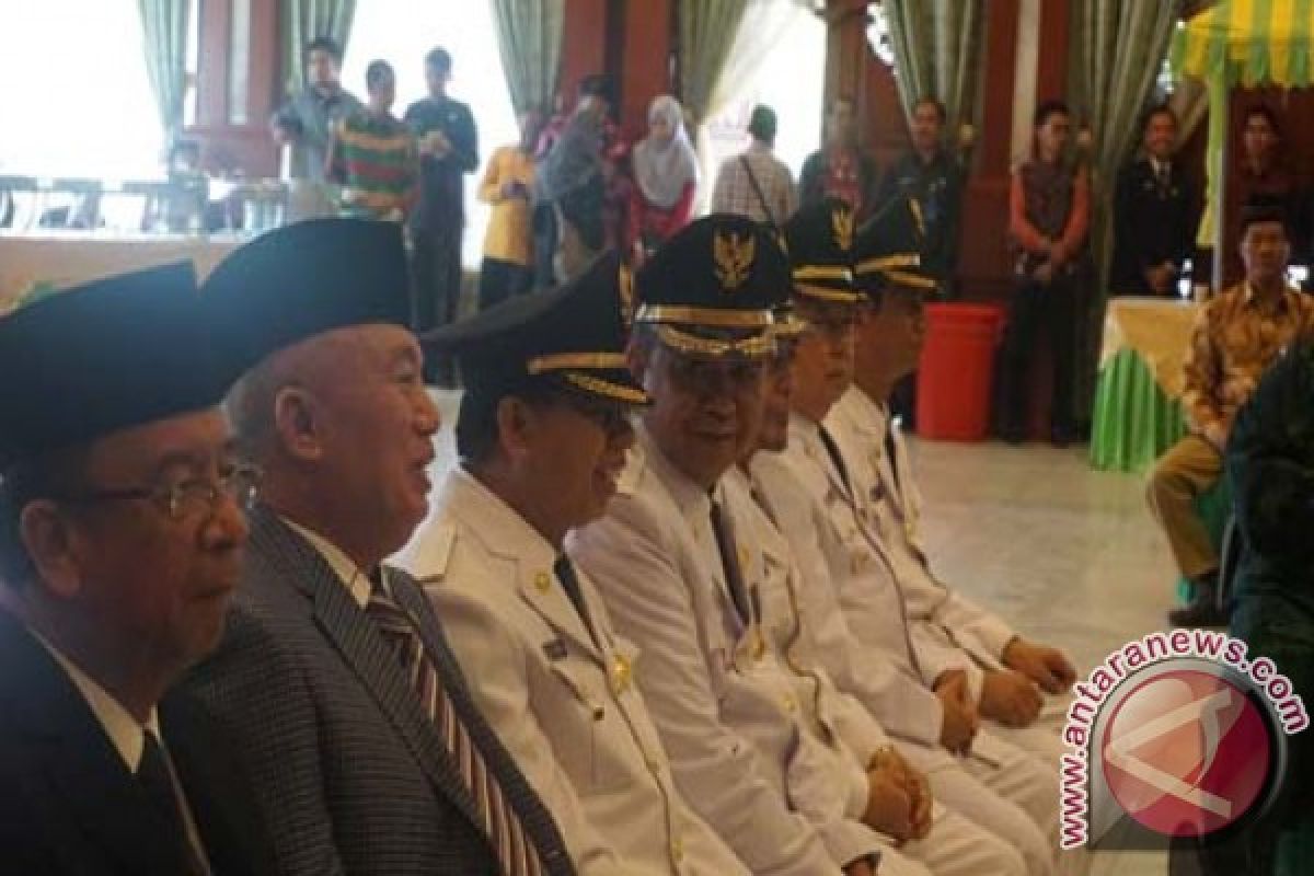 Penjabat Bupati Harus Jaga Netralitas PNS