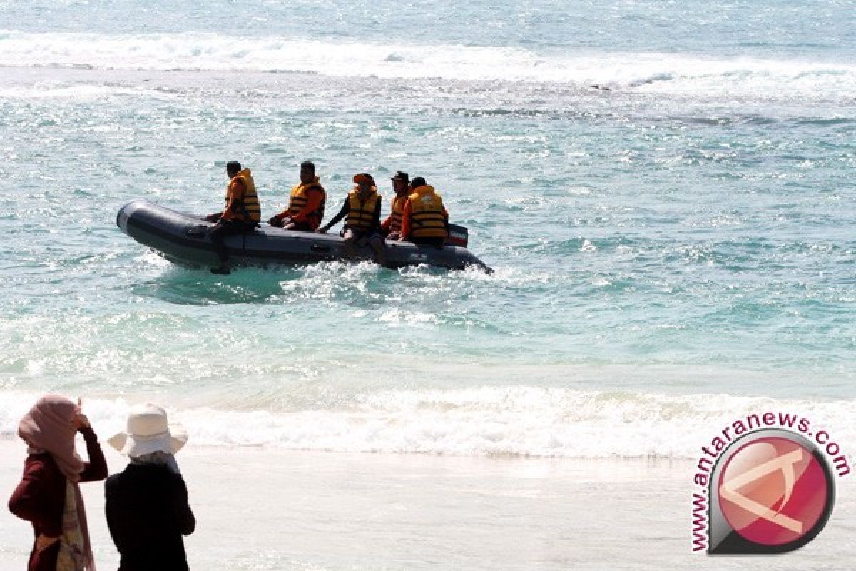 Tujuh Wisatawan Diselamatkan di Perairan Berau 