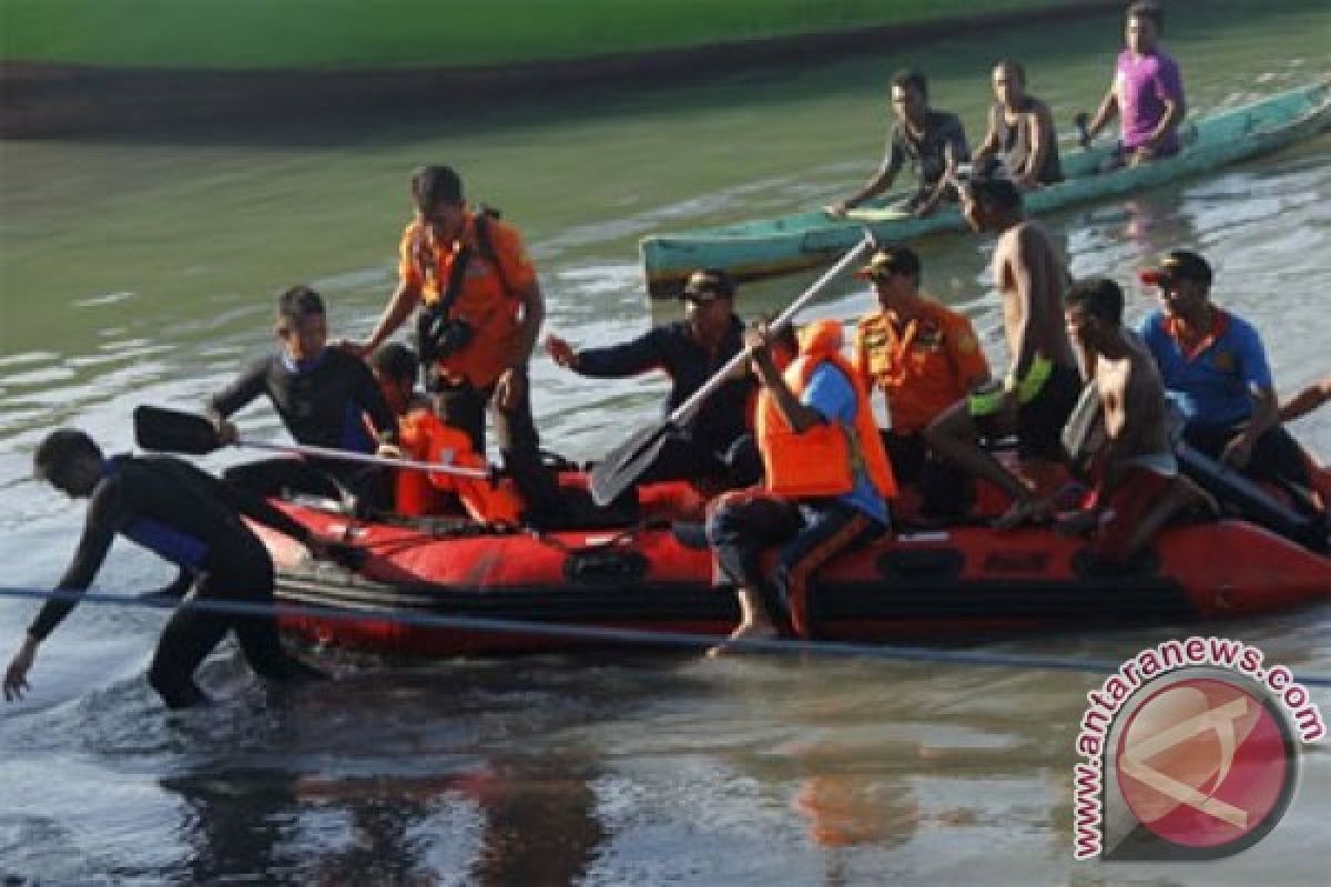 Terseret arus laut, dua warga Sikka-NTT hilang