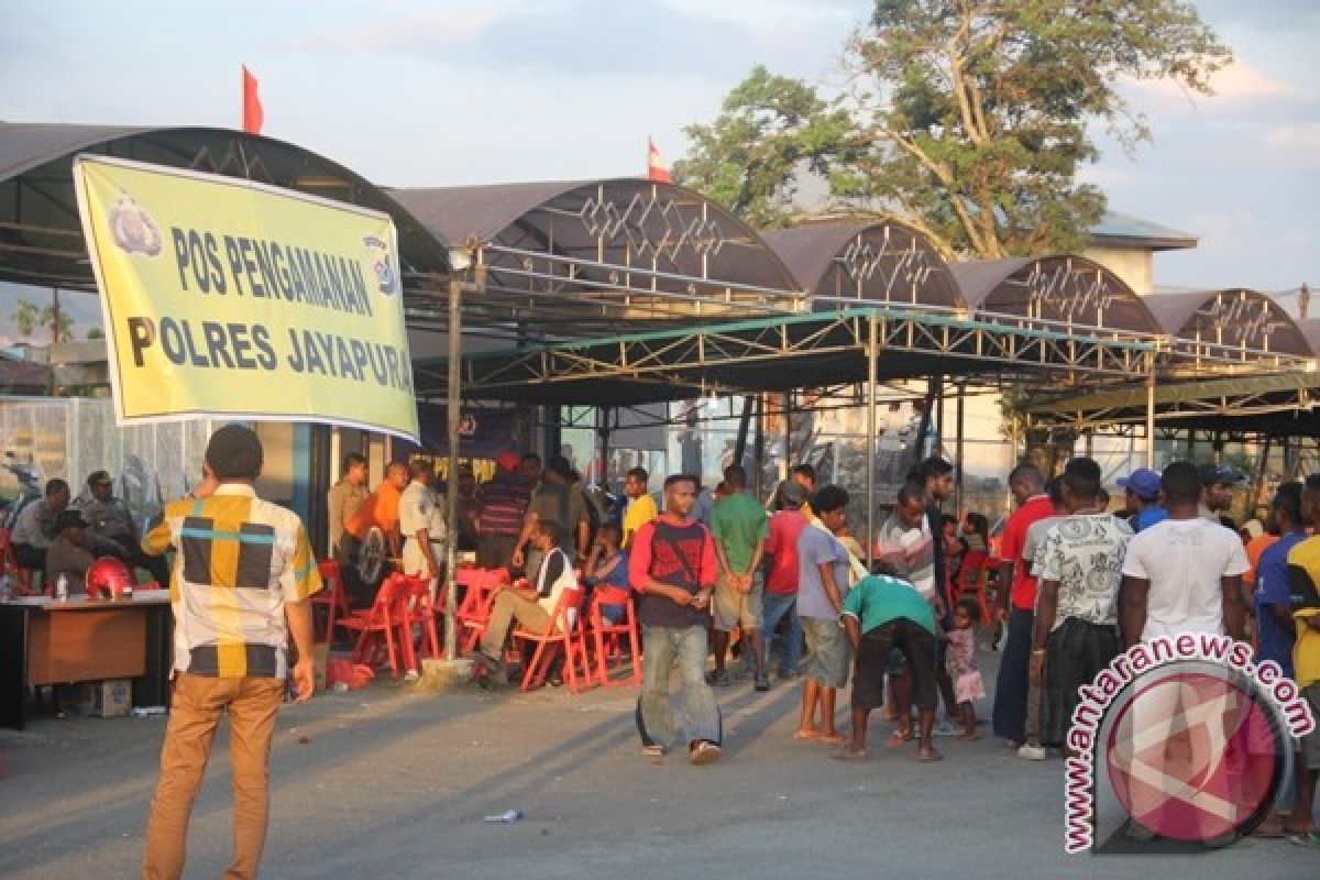 46 keluarga lapor jadi korban Trigana Air