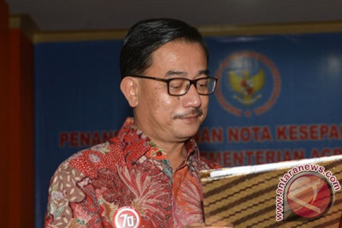 Menteri Ferry Baldan ancam cabut HGU perusahaan bakar hutan
