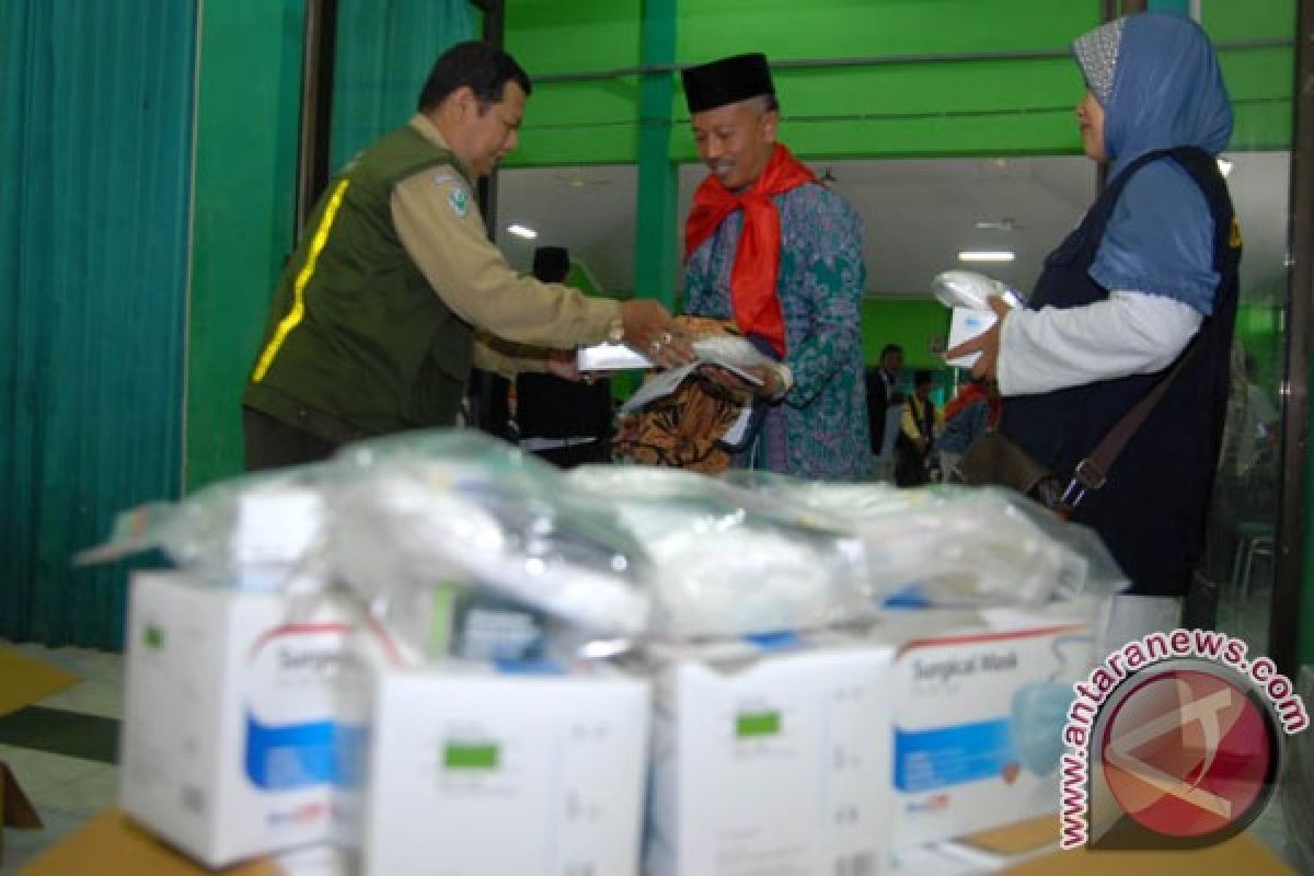 PPKH Embarkasi Surabaya Pulangkan Seorang Calhaj Hamil