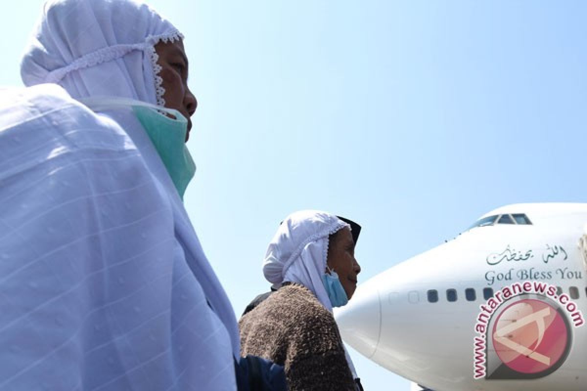 Calon haji Jawa Timur meninggal di pesawat terbang