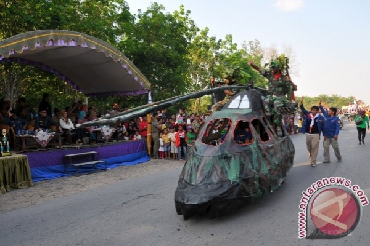 Kecamatan Pangkalan Lada Gelar Pawai Pembangunan