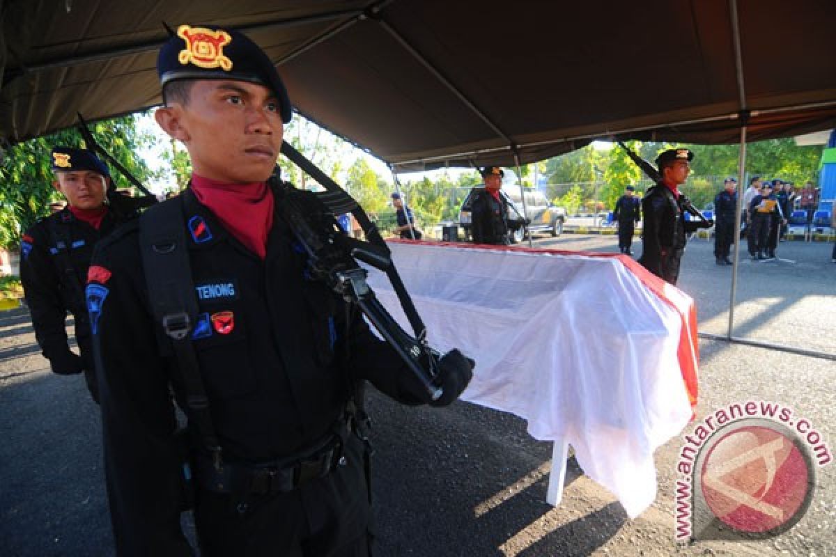 Jenazah AKP Bryan Tiba  di Manado