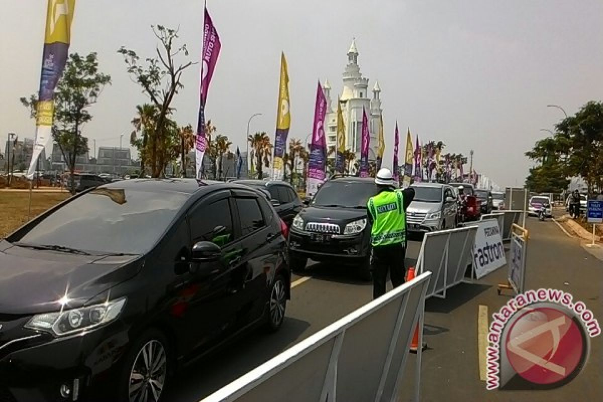 Akhir pekan, lalu lintas menuju GIIAS padat