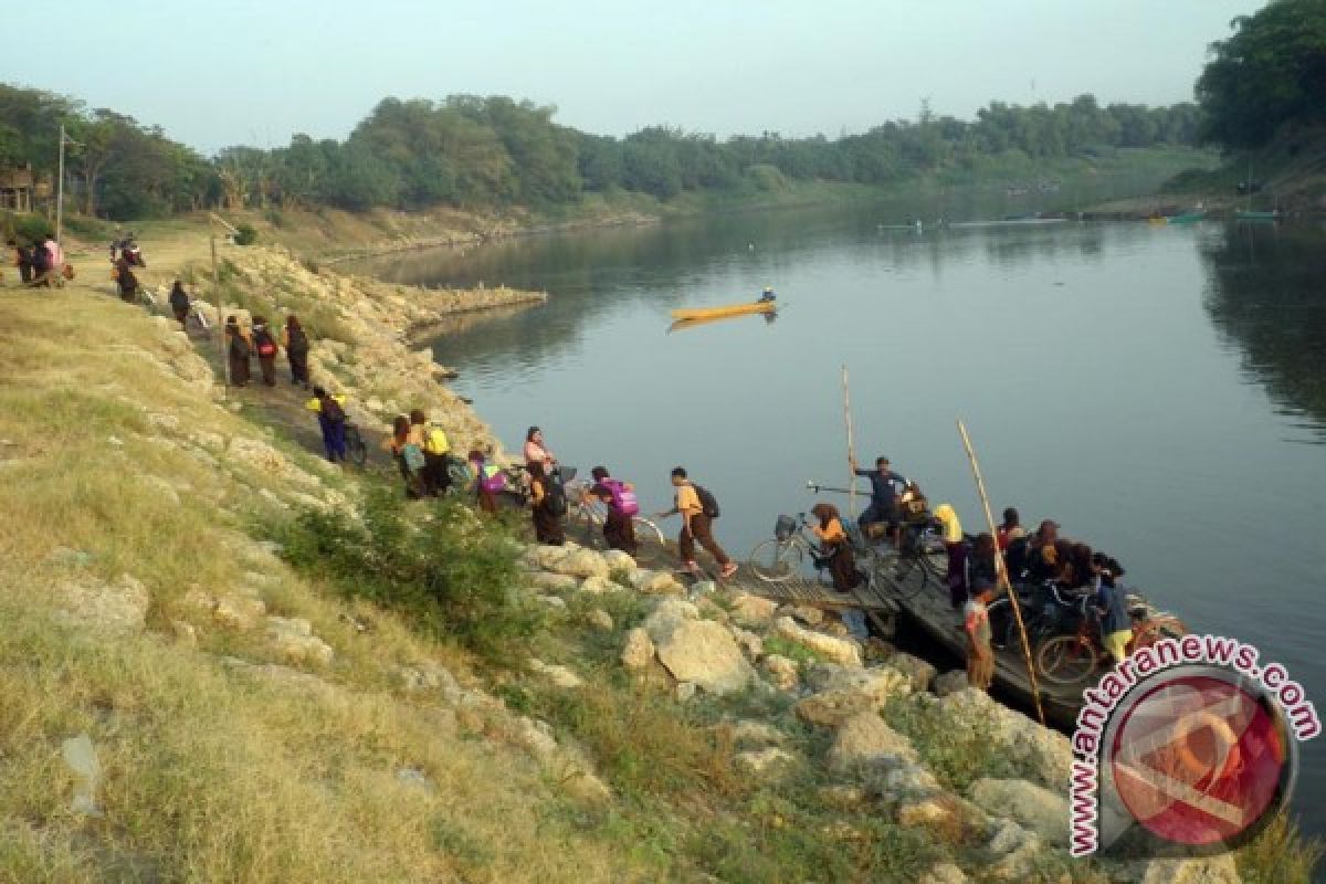 Palang Merah Internasional Latih Korban Banjir Bojonegoro