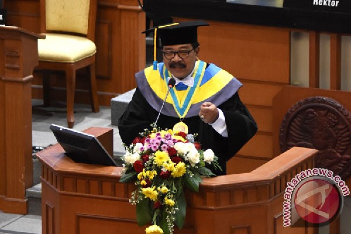 Unair anugerahkan Doktor Honoris Causa kesepuluh kepada Soekarwo