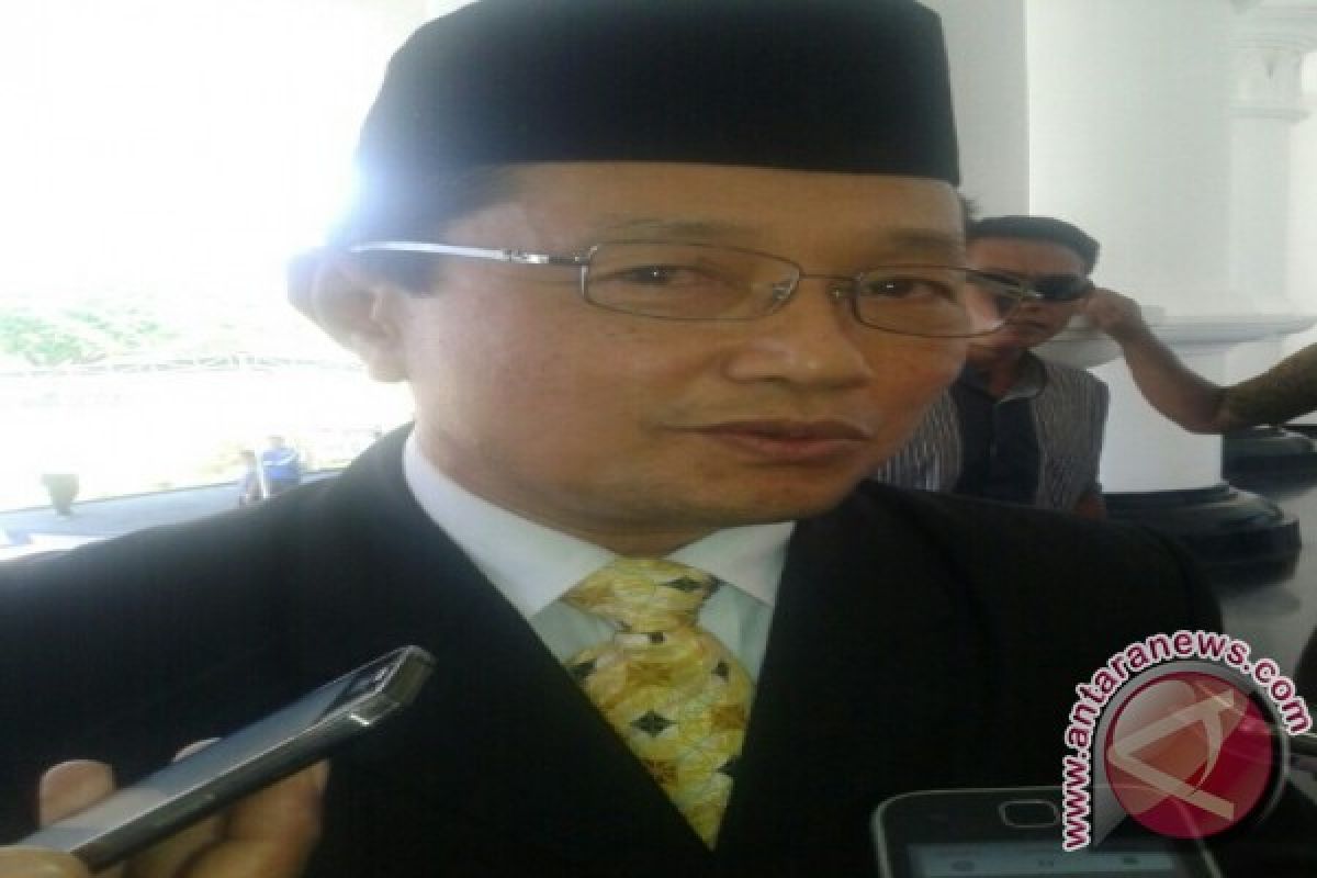 Bupati akan beri sanksi PNS berpolitik praktis