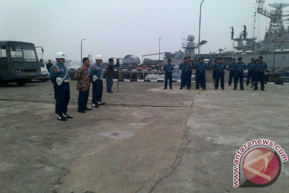 Satu Anggota Lantamal XII Pontianak Dipecat 