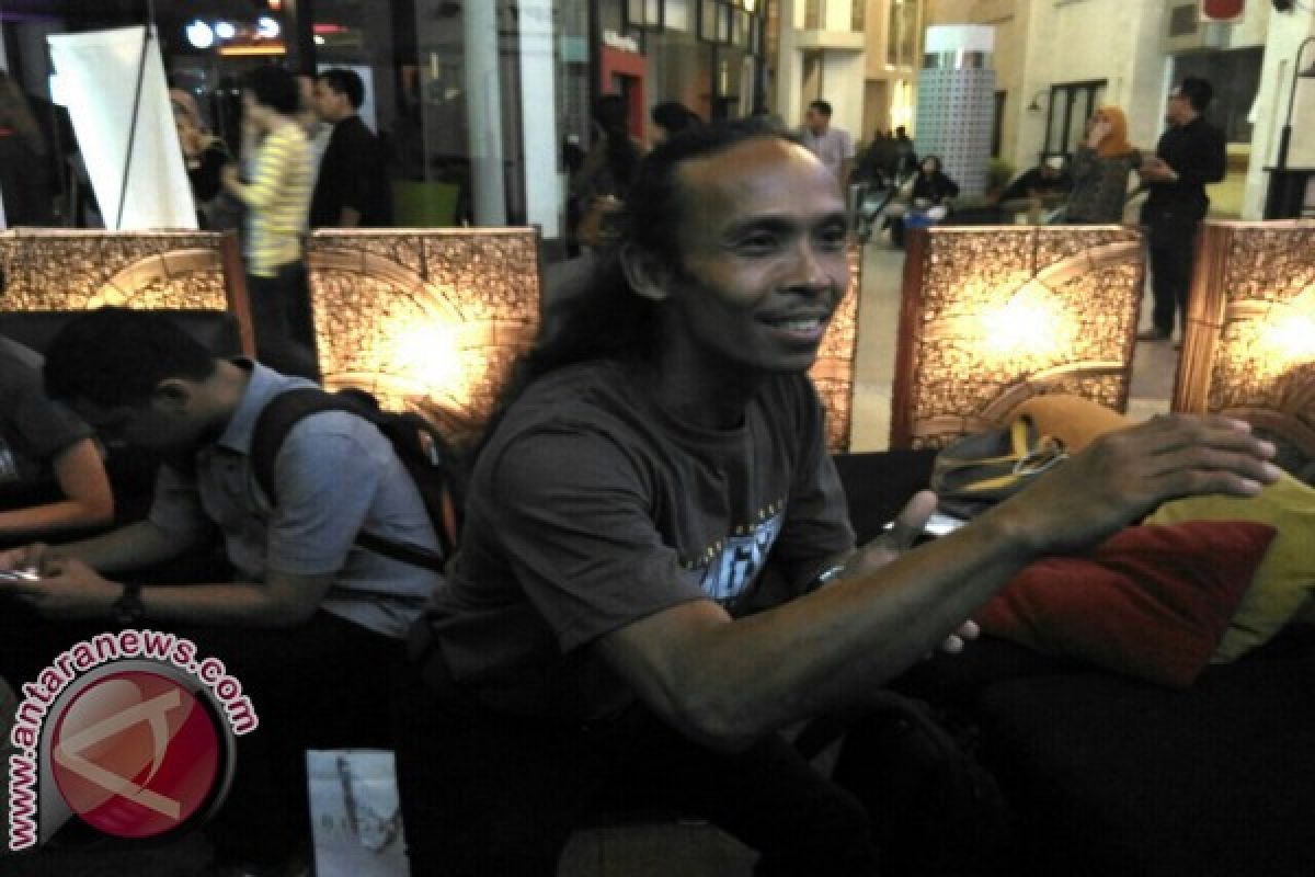 Yayan Ruhian puji gerakan 'fight' Dian Sastro