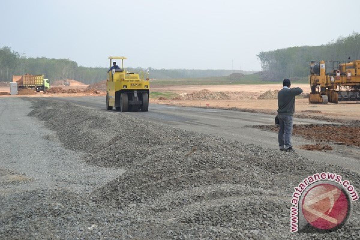 Pemerintah pusat didesak segera bebaskan lahan Trans Sumatera