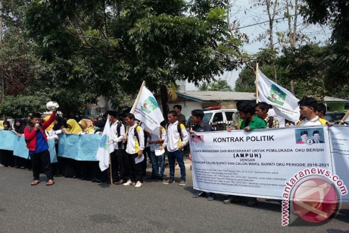 Deklarasi damai calon bupati diwarnai  aksi demo 